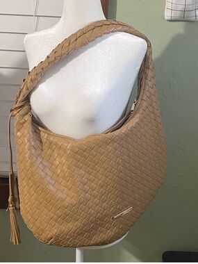 Poppy & Peonies Beige Woven Hobo Bag